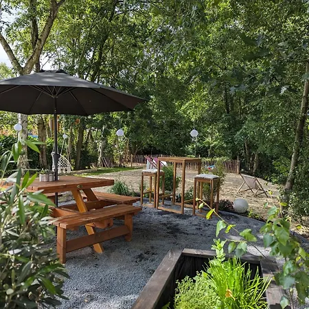 Botel Hausboot Friedrich Papenburg