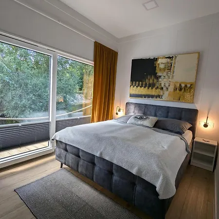 Hausboot Friedrich Botel *